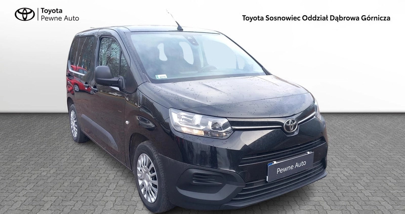 Toyota Proace City Verso cena 65900 przebieg: 114000, rok produkcji 2020 z Sobótka małe 121